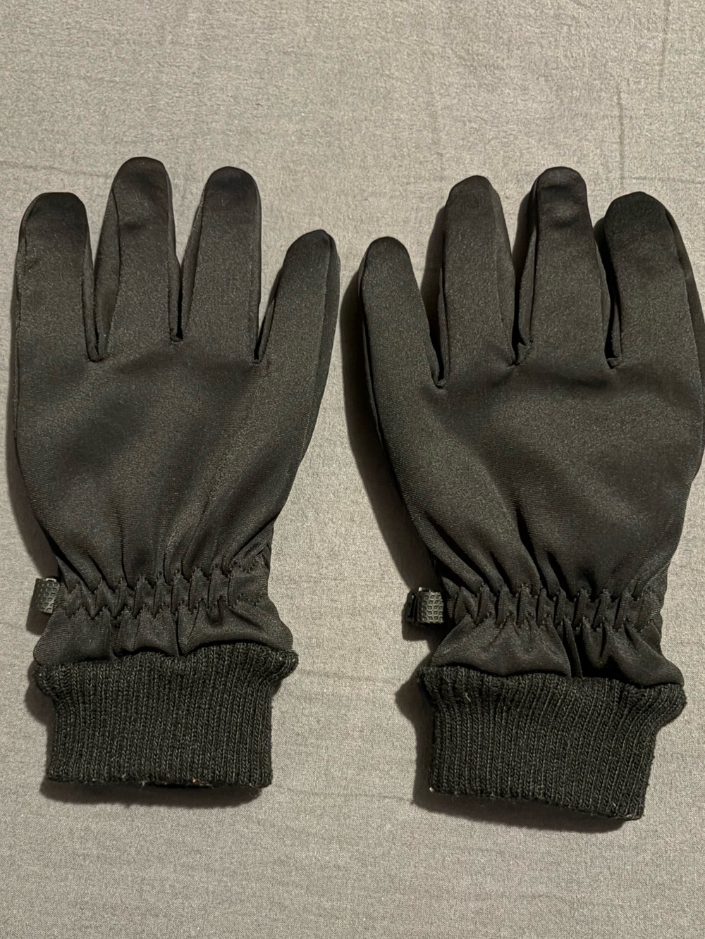 Women's Black Elastic-Wrist Winter Gloves